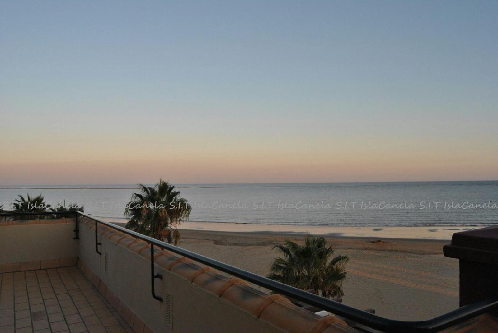 Atico Frontal Al Mar, Tres En Alcaudon * Isla Canela