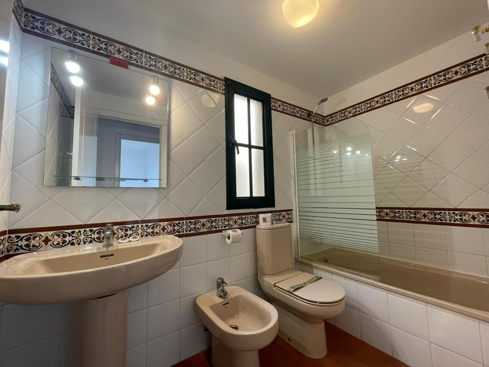 Atico Frontal Al Mar, Tres En Alcaudon Appartement